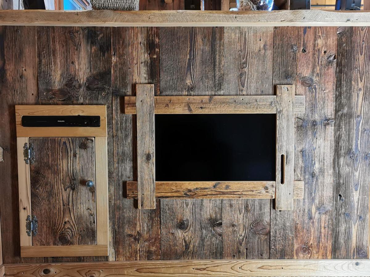Petit Individuel De Caractere Chalet