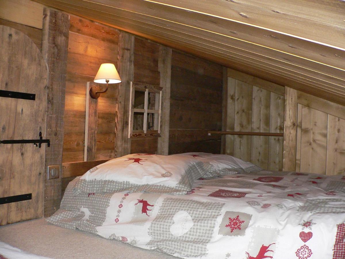 Petit Individuel De Caractère Chalet *